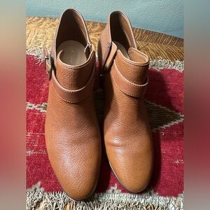 Clark Maypearl Milia booties 9.5 m